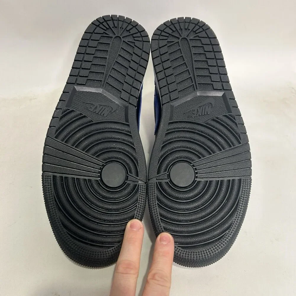 Nike Air Jordan 1 Mid Retro “Hyper Royal” 2024 - Picture 8 of 8